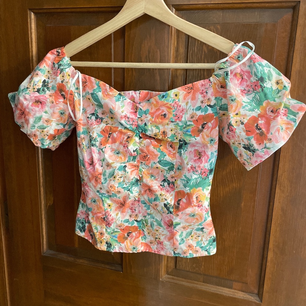 Zara cropped floral blouse